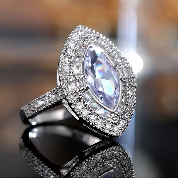 Jewelry - Marquise Cut Cubic Zirconia Gorgeous Women Jewelry 925 Silver Ring Gifts